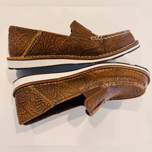 Ariat Cruiser Women's Brown Floral Embossed Leather Cruiser Shoe Size 8.5B NEW - Picture 4 of 10